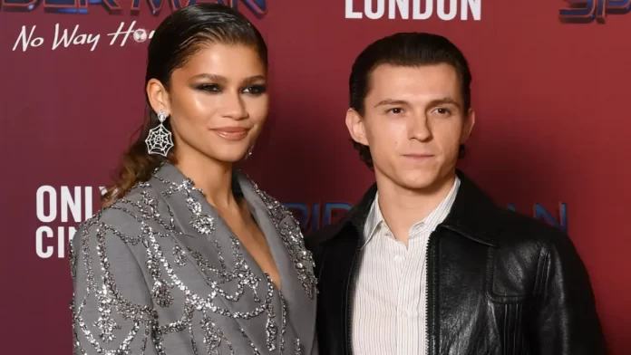 Tom Holland and Zendaya in a award function.