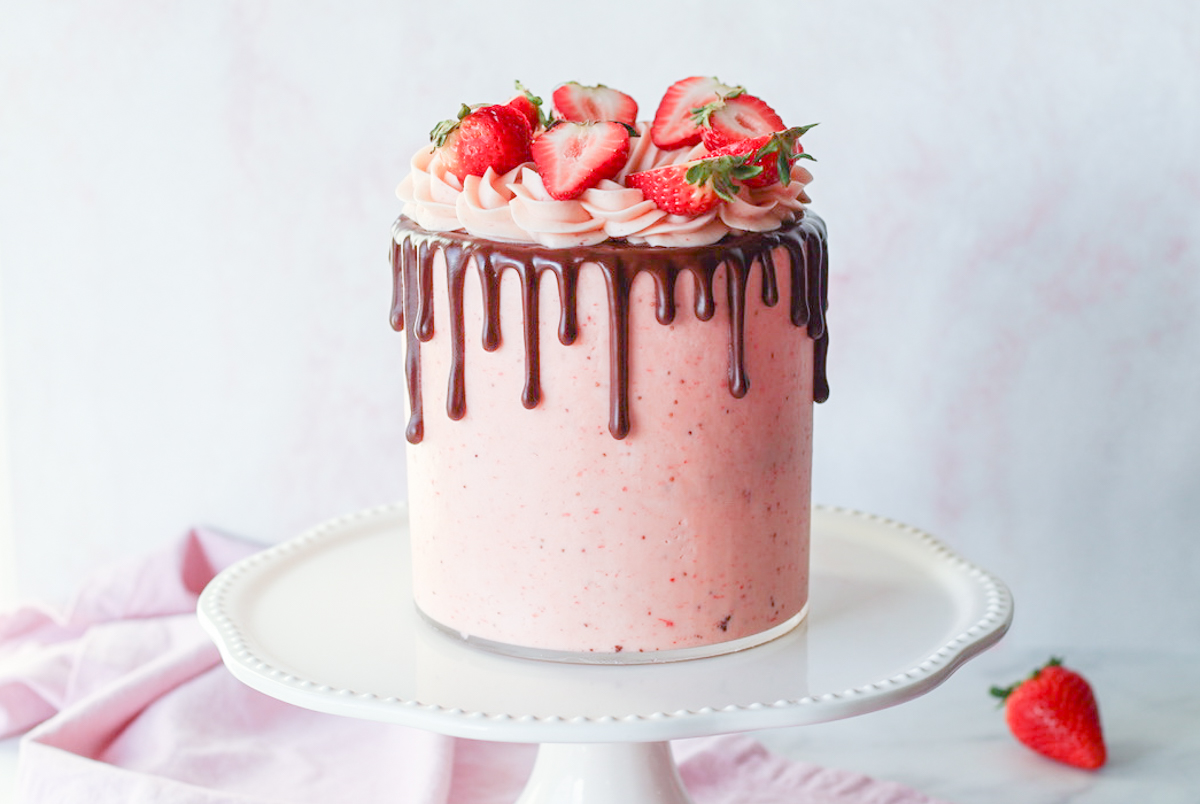 strawberry wedding cake