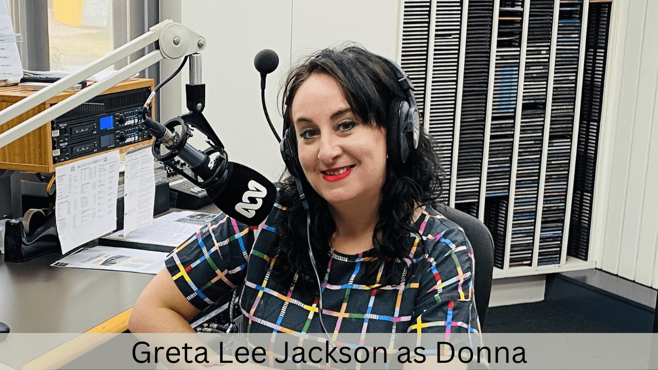 Greta Lee Jackson as Donna